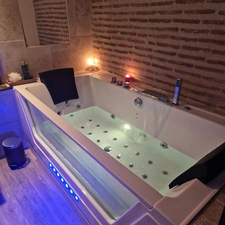 La Maison Pas'Chaaxe Onzain Exteriör bild